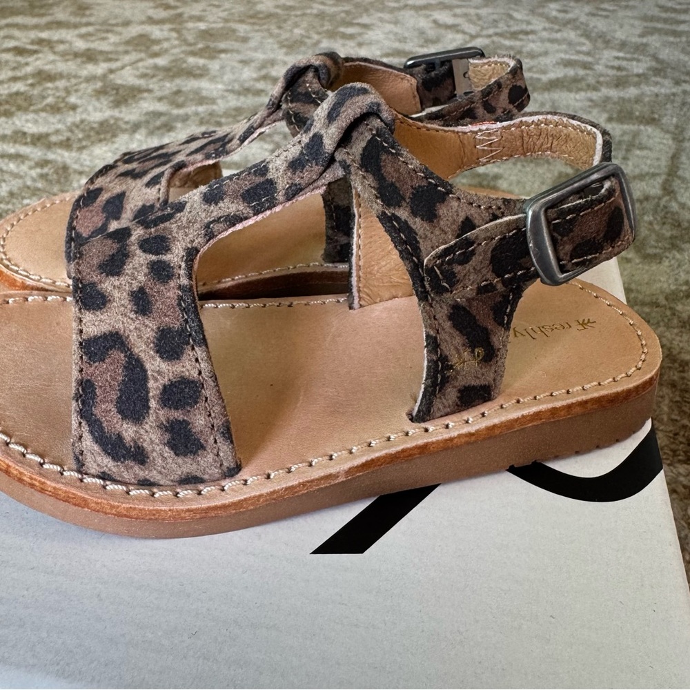 NEW w/ box Freshly Picked Malibu Leopard Print Kids Sandals